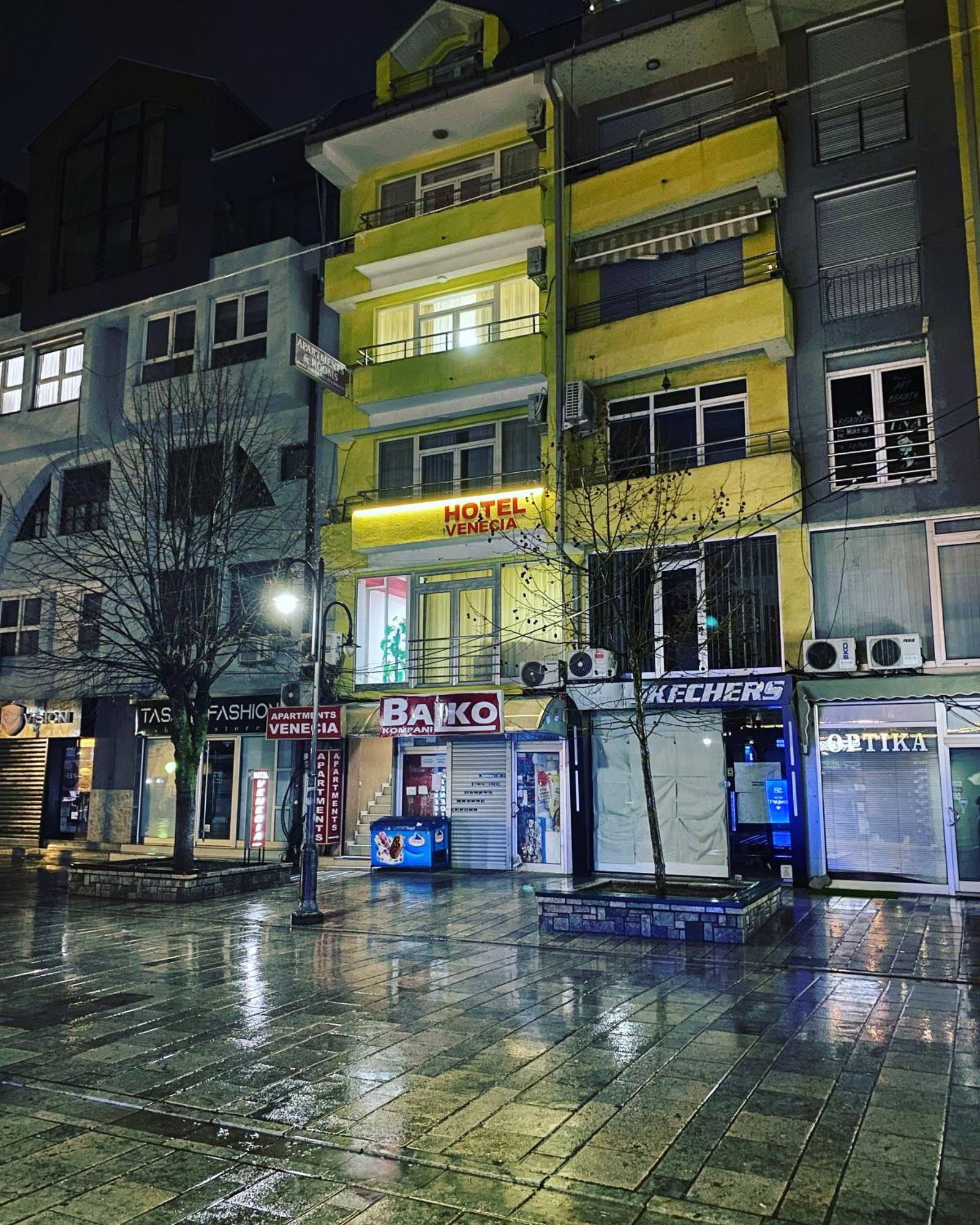 Hotel Venecia Apartments Struga Exterior foto